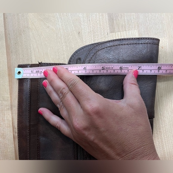 G by GUESS Harson Tall Riding Boots Buckle Detail Brown, size 8 🥾 - Picture 10 of 14